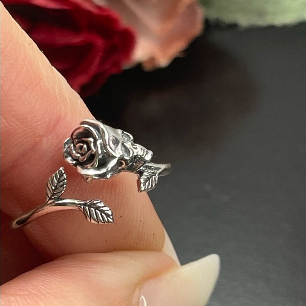 Solid 925 Silver Rose Skull Ring One Size Fits Al… - image 6